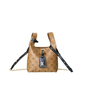 Louis Vuitton Atlantis BB in Gold