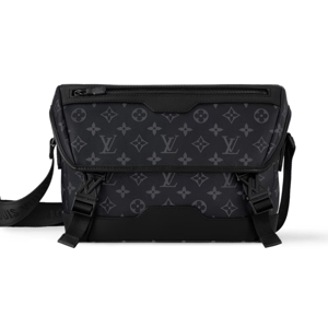 Louis Vuitton Messenger Voyager PM For Men 33cm M12517