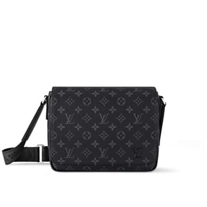 Louis Vuitton District Pm Bag Monogram Black 26Cm M46255 For Men