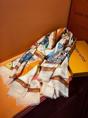 Louis Vuitton Monogram Trunk Stickers Shawl For Women 200cm